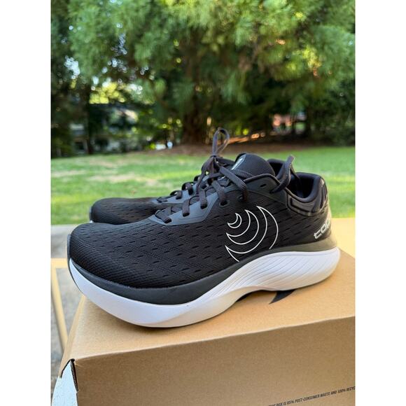 Topo Athletic Atmos Running Shoes Max Cushion NWT Men’s Size 9.5